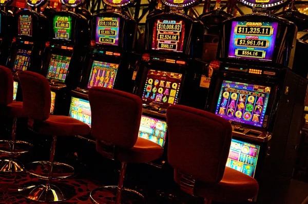 one-hundred-sixty Evolution Baccarat Hall